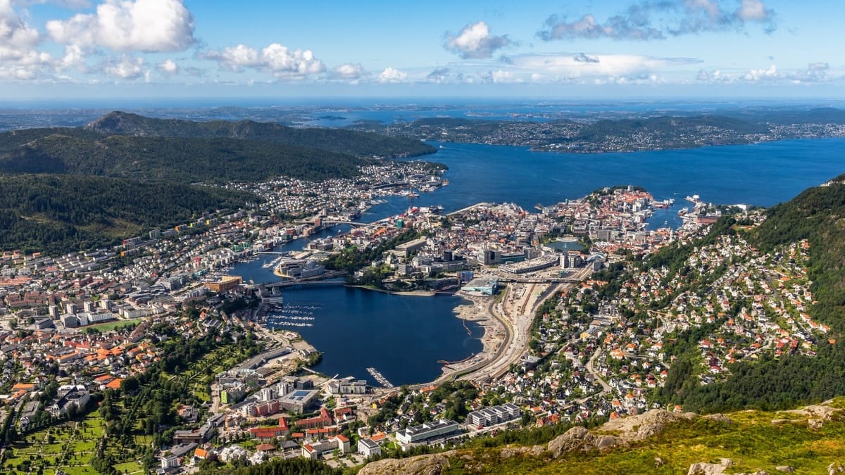 Rekordvarme på vei til Bergen – kan bli den varmeste 17. mai