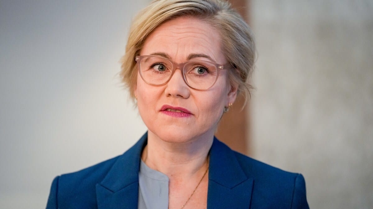 Kjerkol støtter forbud mot uassisterte hjemmefødsler etter flere dødsfall